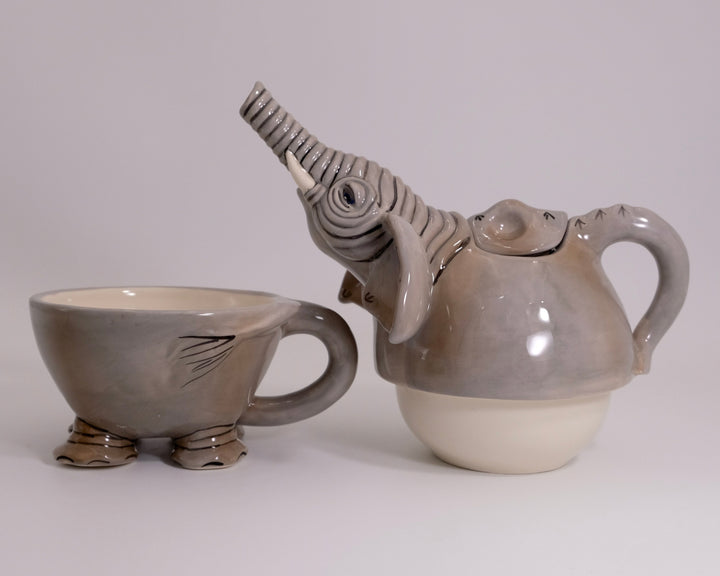 ELEPHANT TEAPOT FOR ONE
