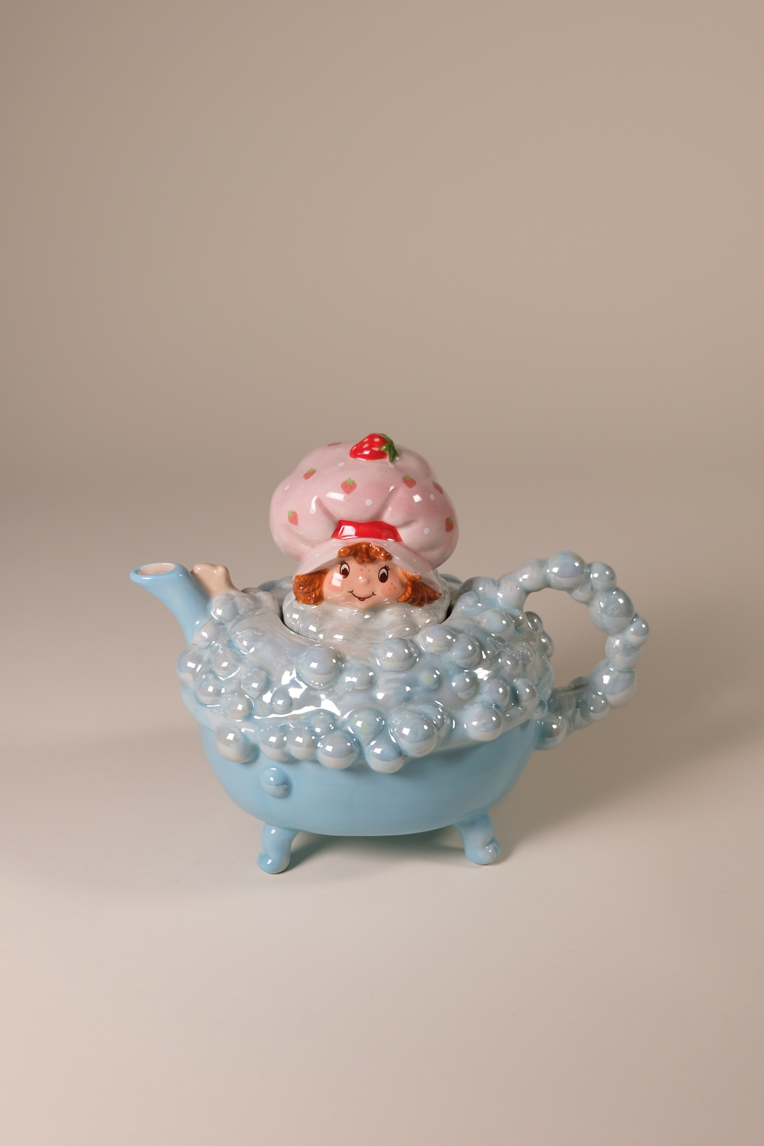 英国Teapottery社製のティーポット（Cake）小 Strawberry Shortcake Bath Time Teapot