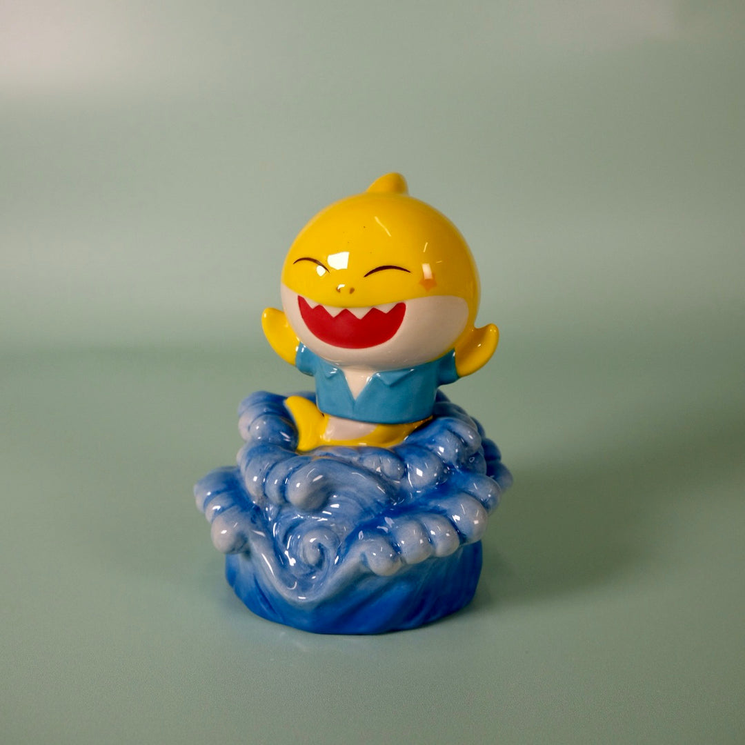 Baby Shark Splashin' Around Figurine