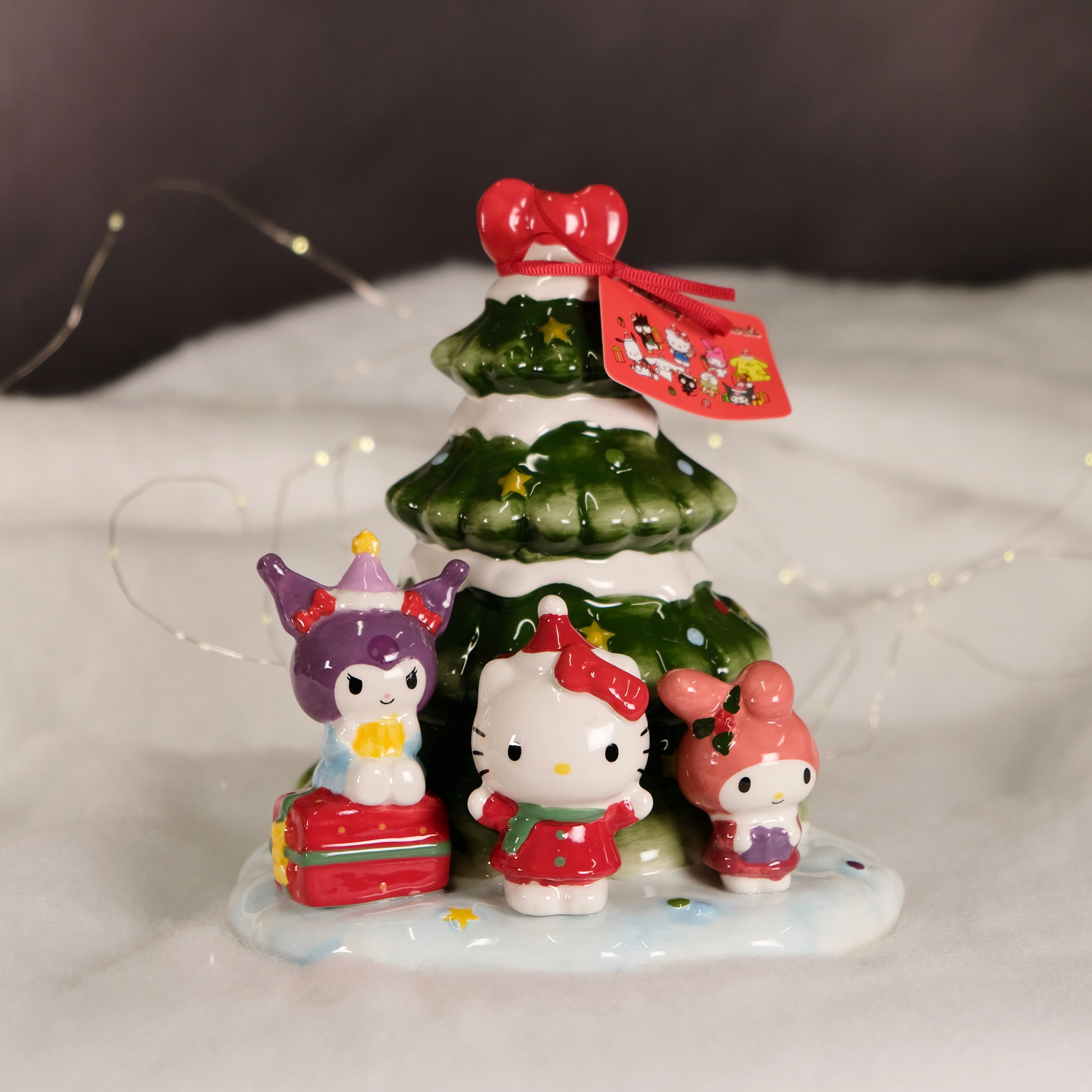 HELLO KITTY AND FRIENDS CAROLING AROUND THE TREE FIGURINE