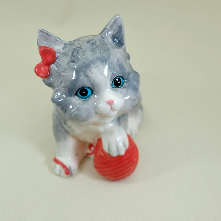CAT FIGURINE