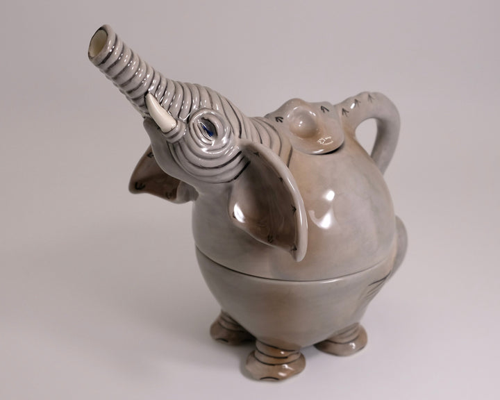 ELEPHANT TEAPOT FOR ONE