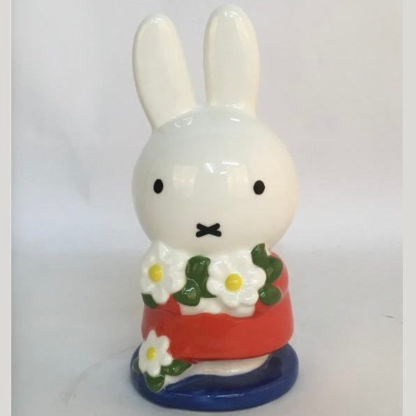 Miffy's Daisy Bouquet Figurine