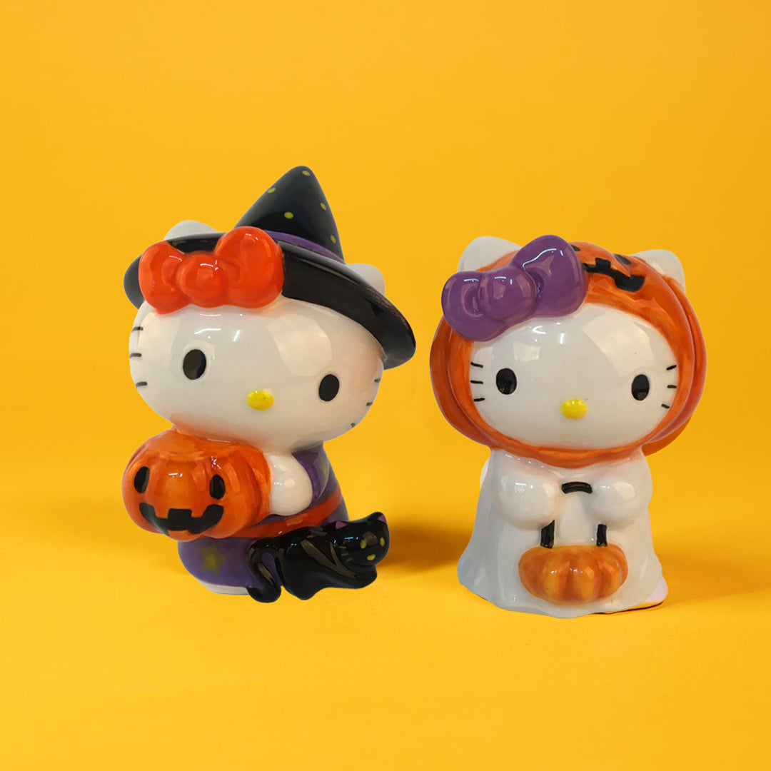 Clayworks Hello Kitty Trick or Treat Salt and Pepper set