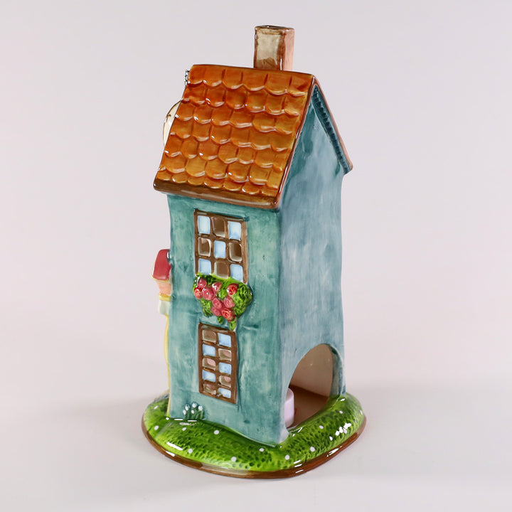 SPRING CANDLE HOUSE