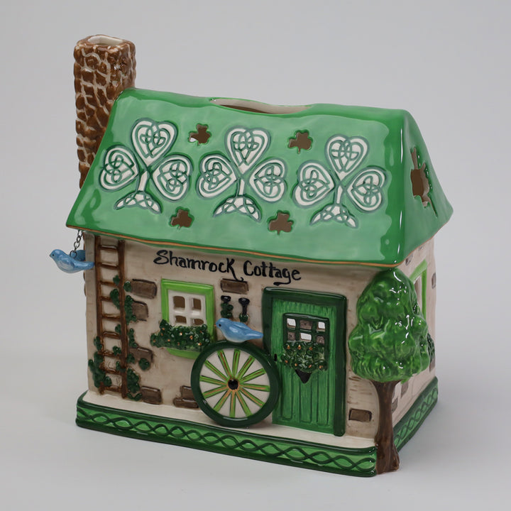 SHAMROCK COTTAGE CANDLE HOUSE