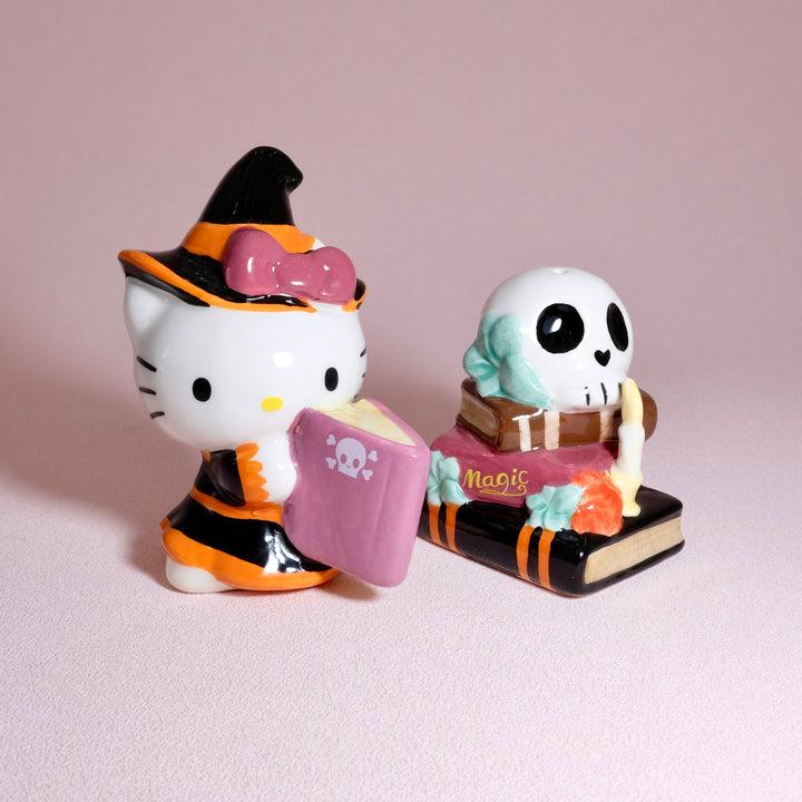Hello Kitty Spooky Library Salt & Pepper set