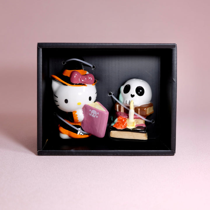 Hello Kitty Spooky Library Salt & Pepper set