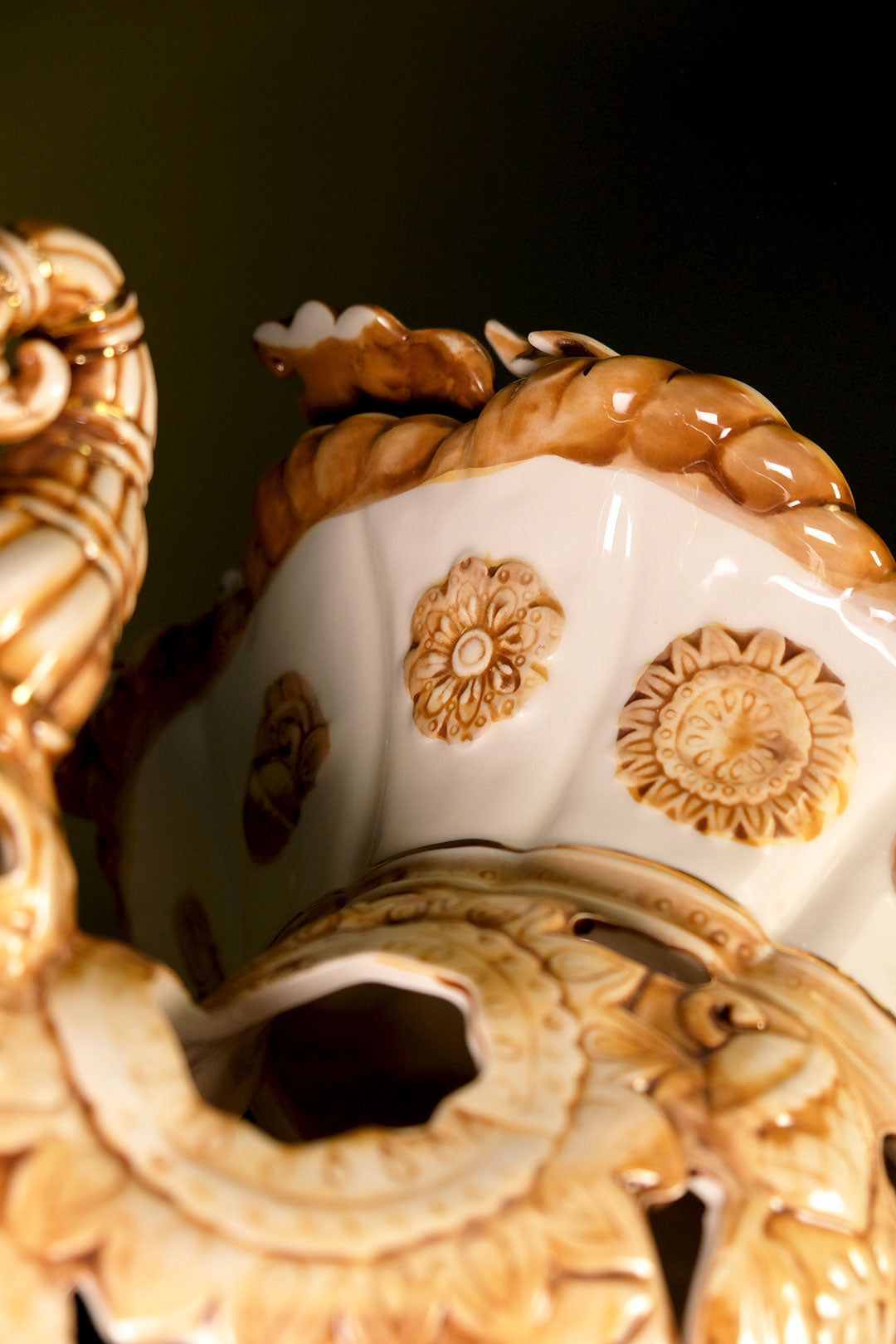 Bountiful Thanksgiving Cornucopia Tealight Holder - With Gold