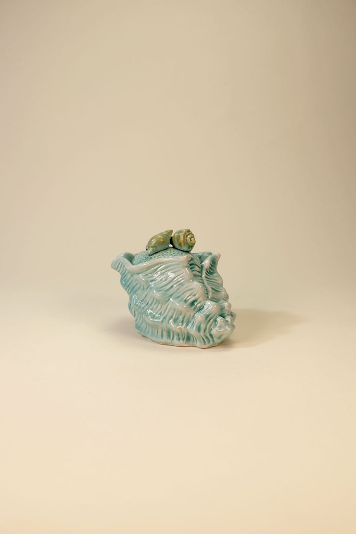 Shell Figural Sugar & Creamer Set Blue