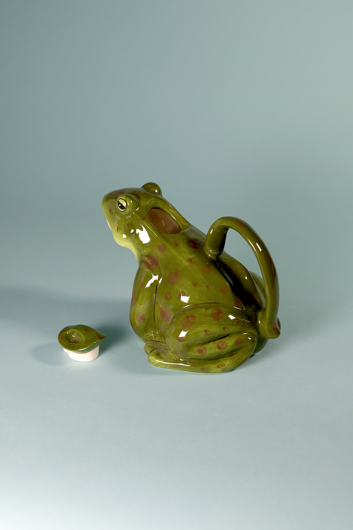 Green Frog Teapot