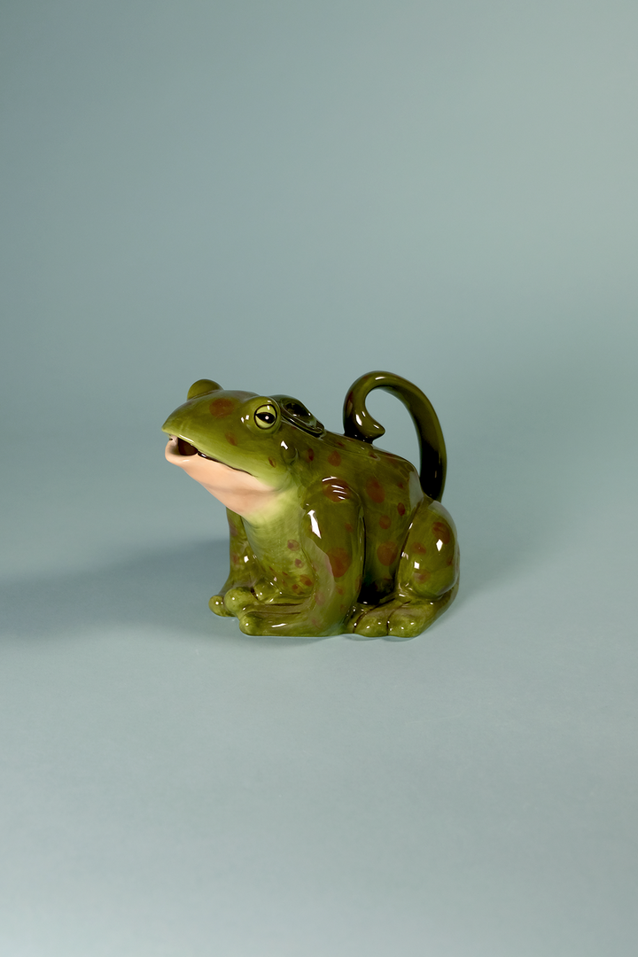 Green Frog Teapot
