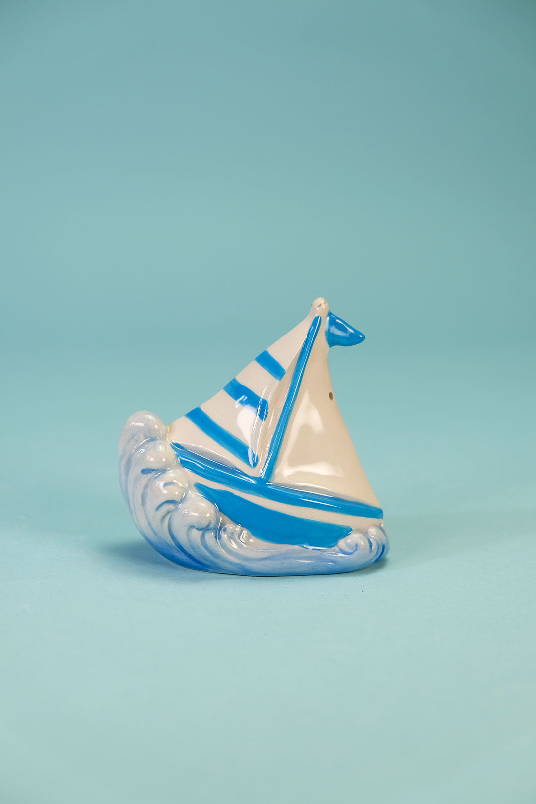 Lighthouse and Sailing Boat Salt & Pepper Set