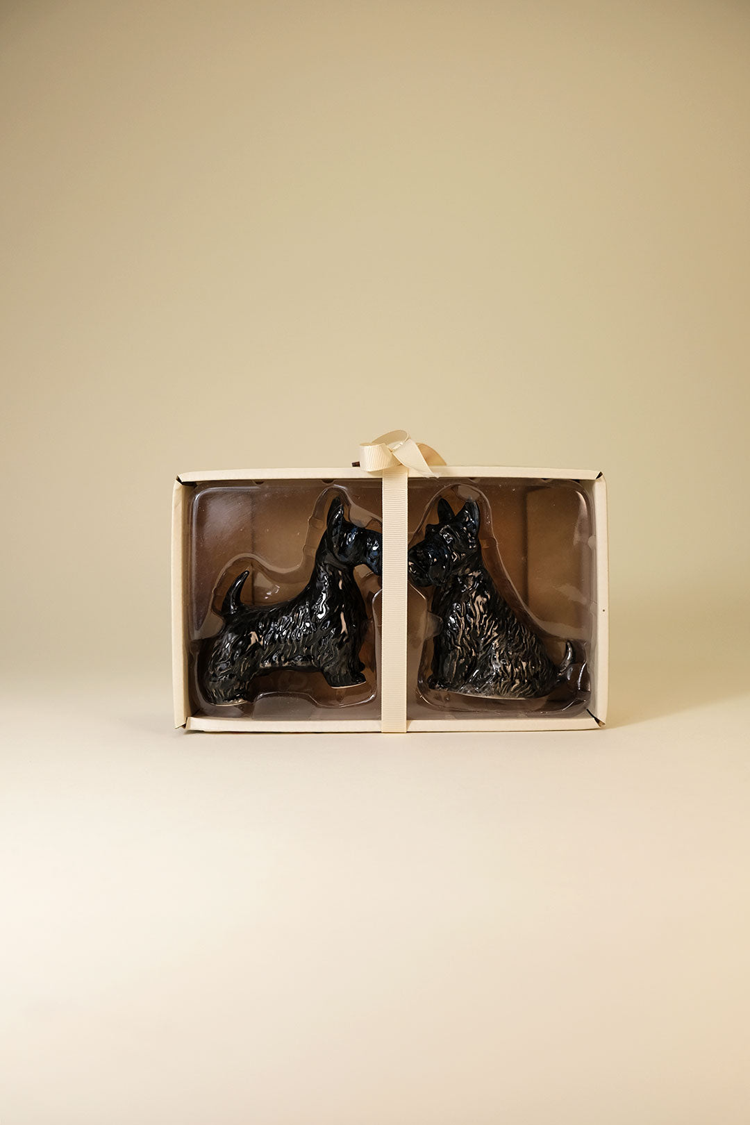 Ozzy Scottie Dog S&P Set