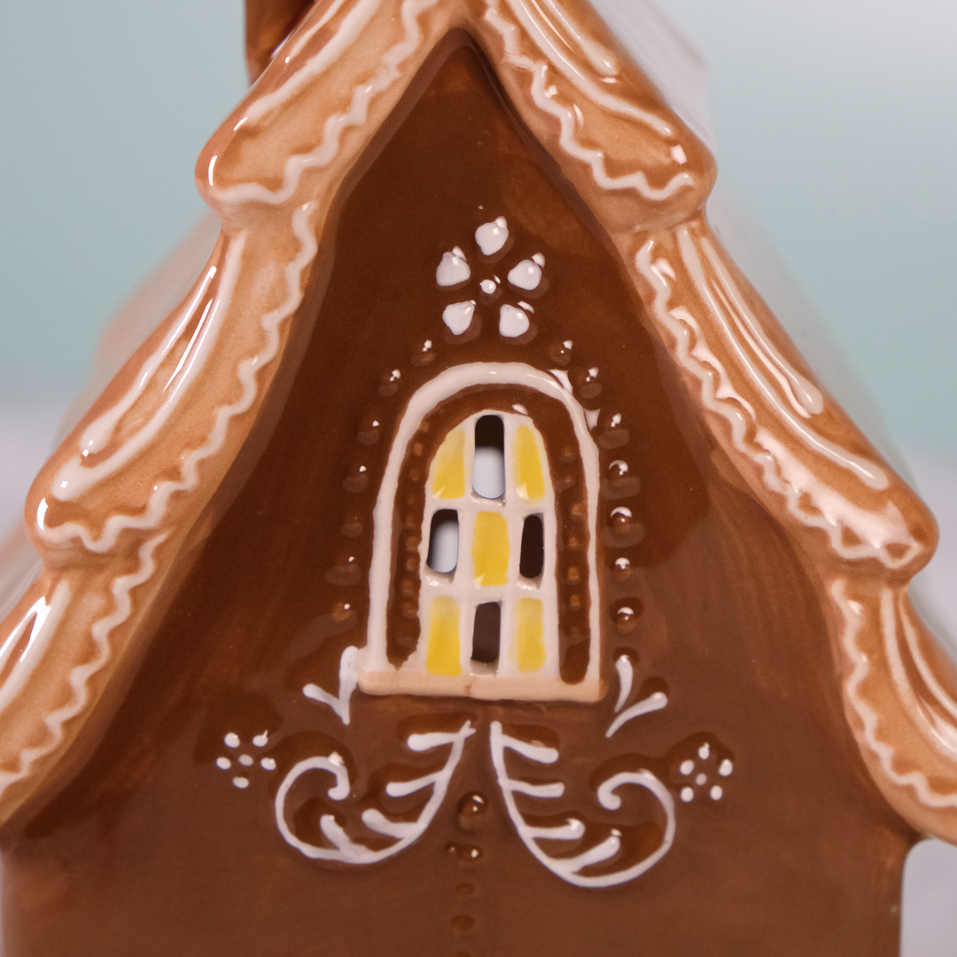 Gingerbread Candle House