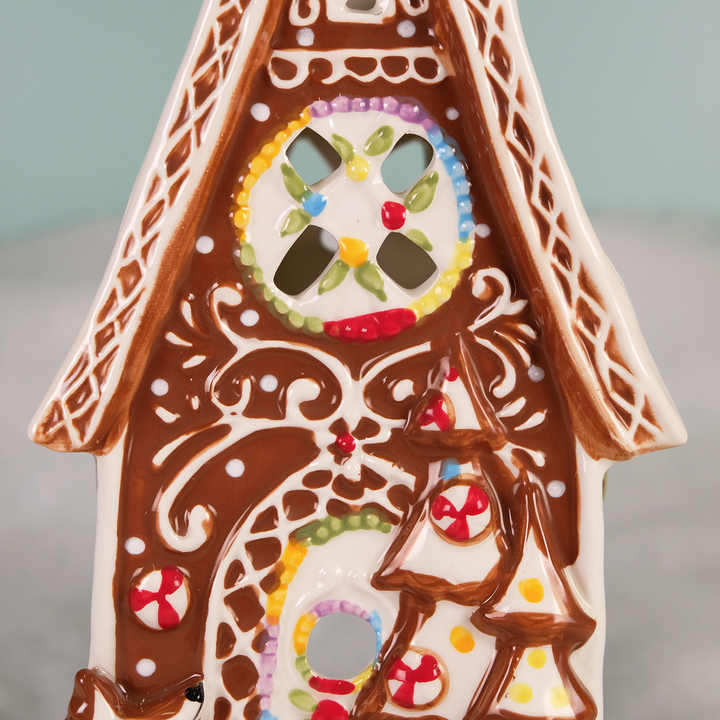 Gingerbread Candle House