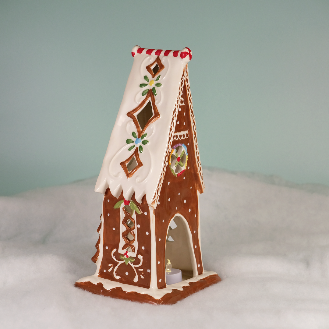 Gingerbread Candle House