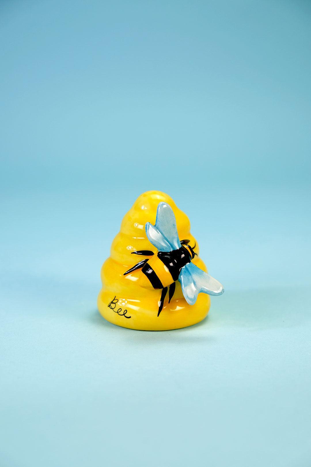 Happy Bee Salt & Pepper Set
