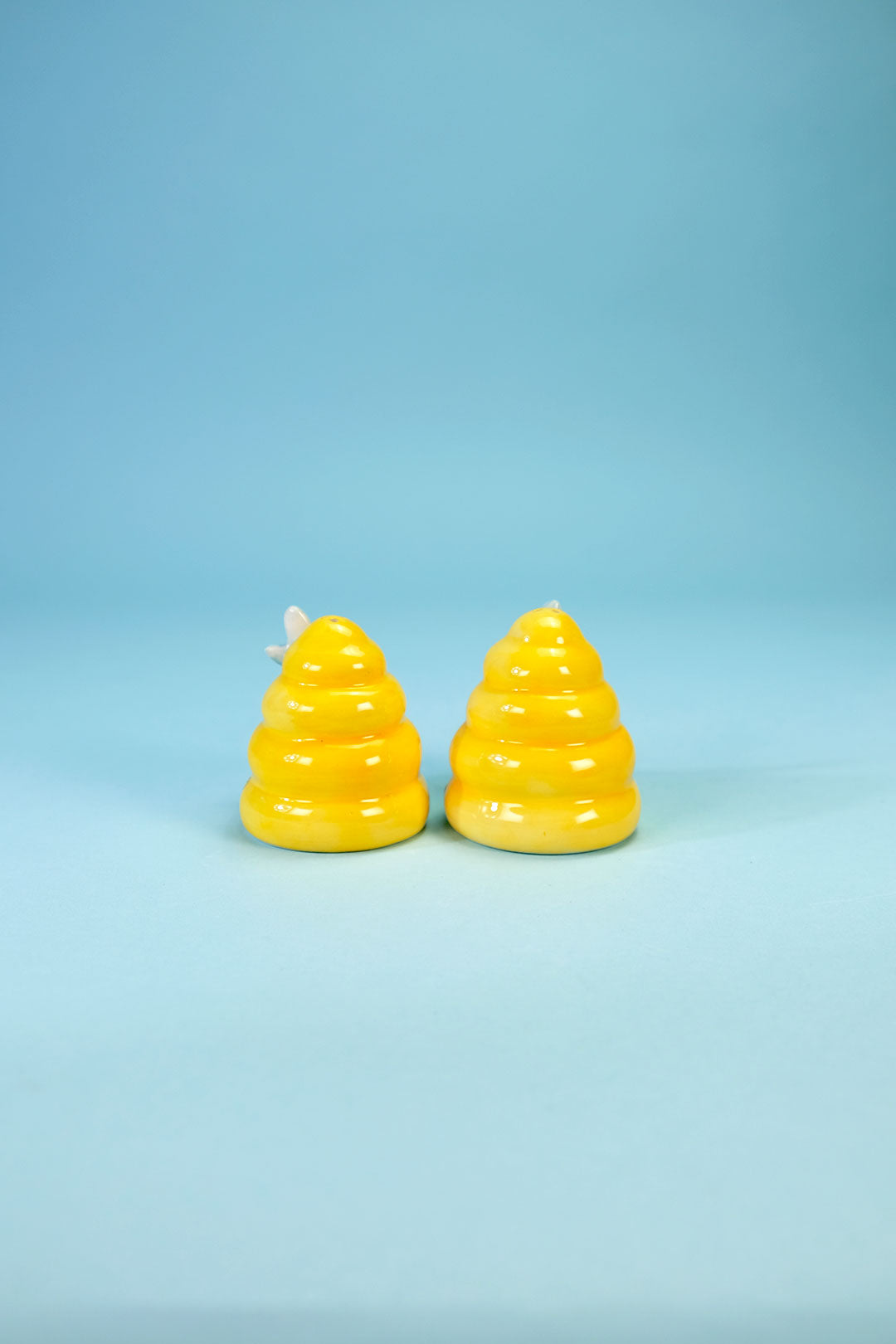 Happy Bee Salt & Pepper Set