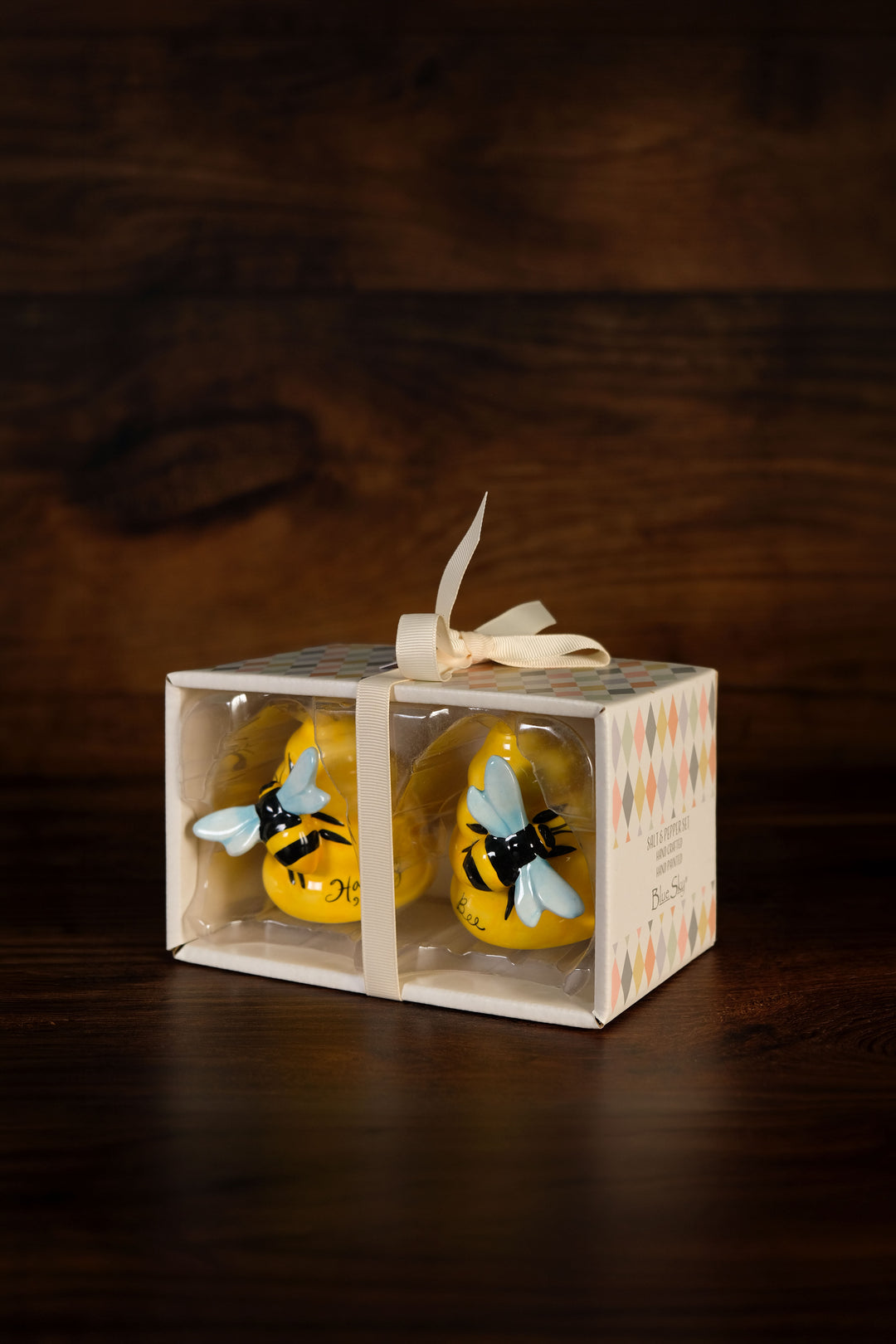Happy Bee Salt & Pepper Set