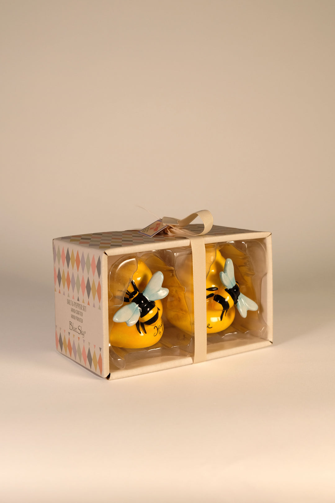 Happy Bee Salt & Pepper Set