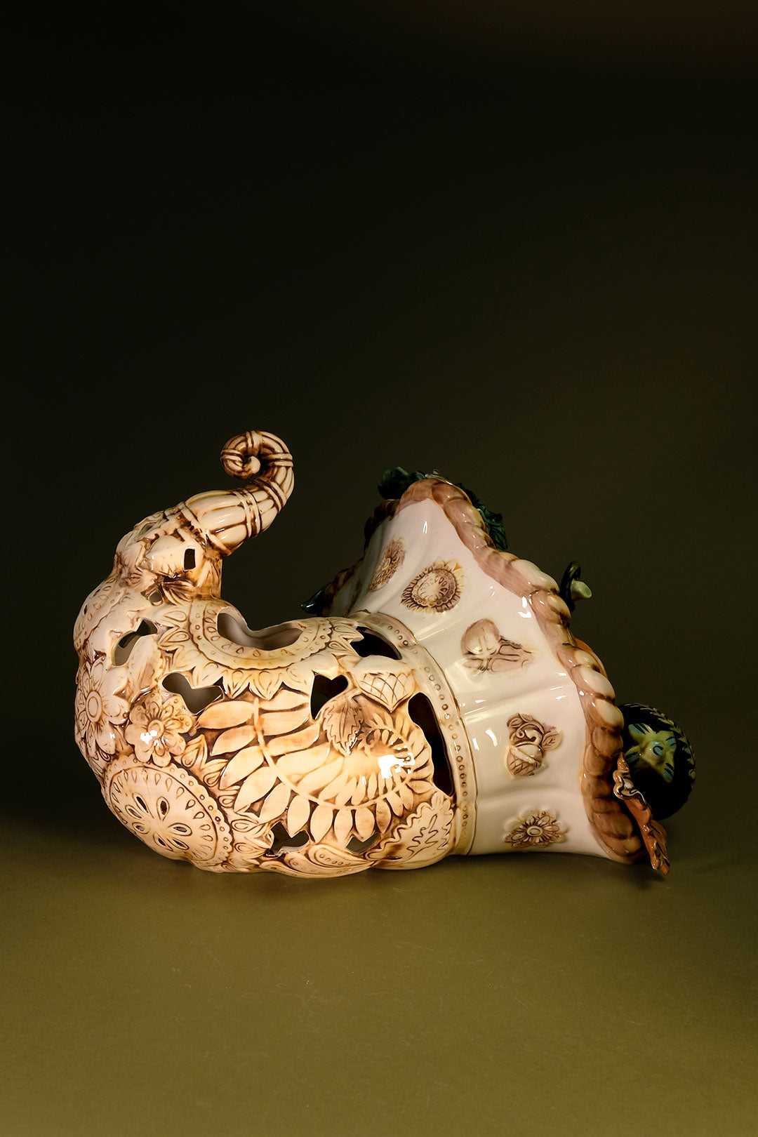 Bountiful Thanksgiving Cornucopia Tealight Holder