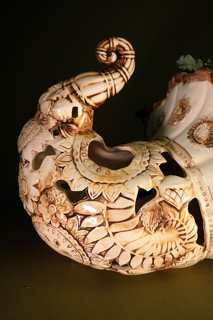 Bountiful Thanksgiving Cornucopia Tealight Holder