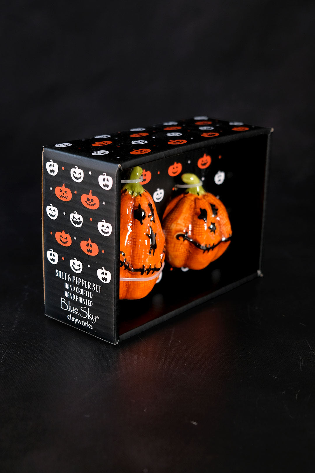 Stitched Pumpkin Salt & Pepper Set