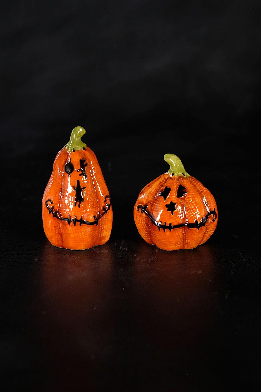 Stitched Pumpkin Salt & Pepper Set