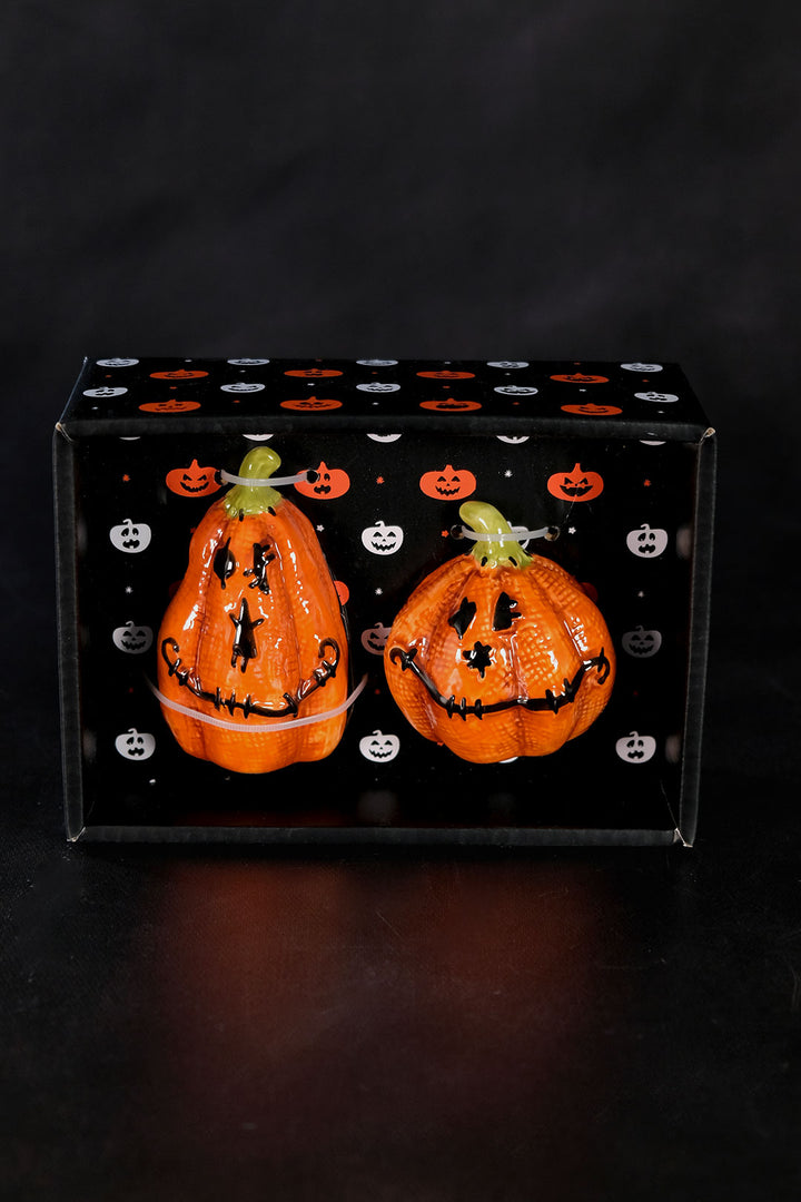 Stitched Pumpkin Salt & Pepper Set