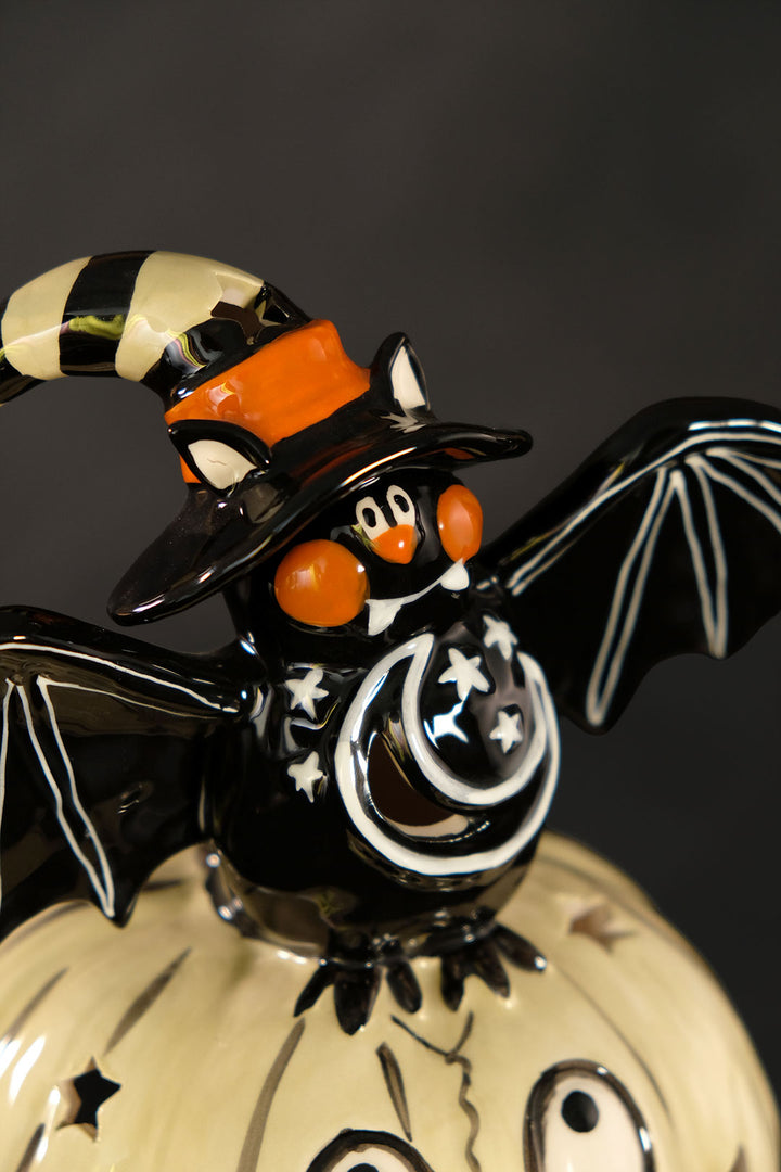 Bat on Gray Pumpkin Pumpkin Tealight Holder