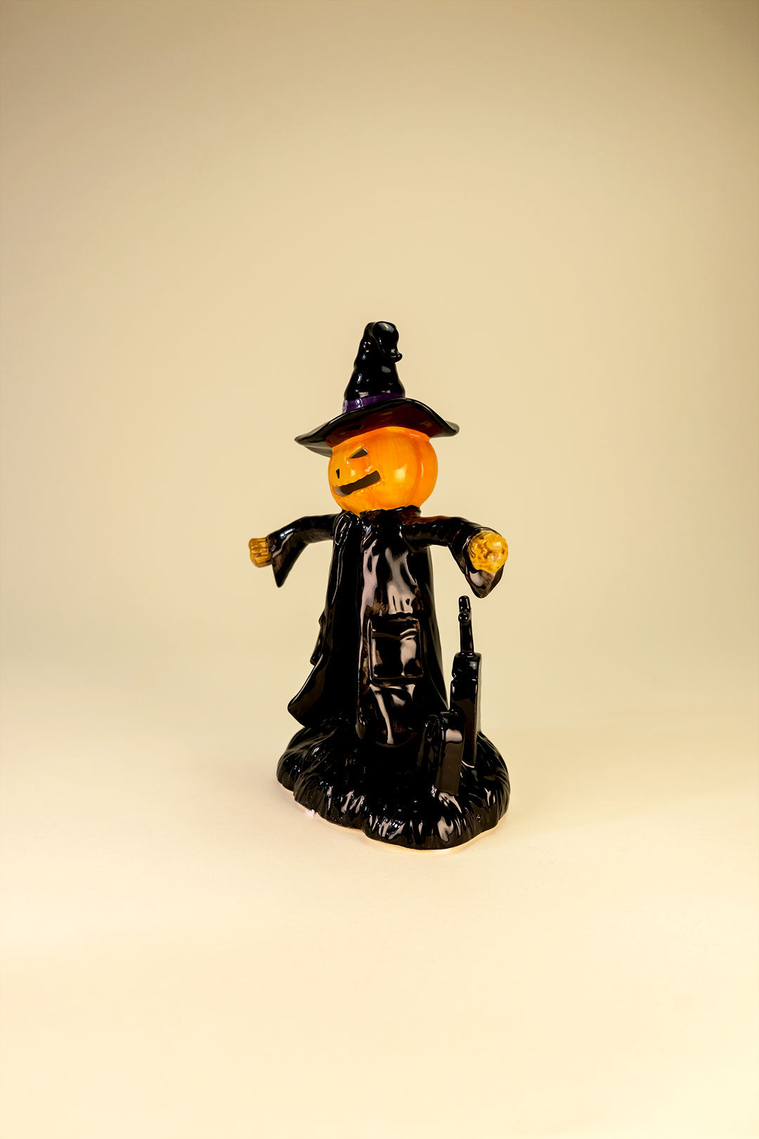 Scarecrow Figurine