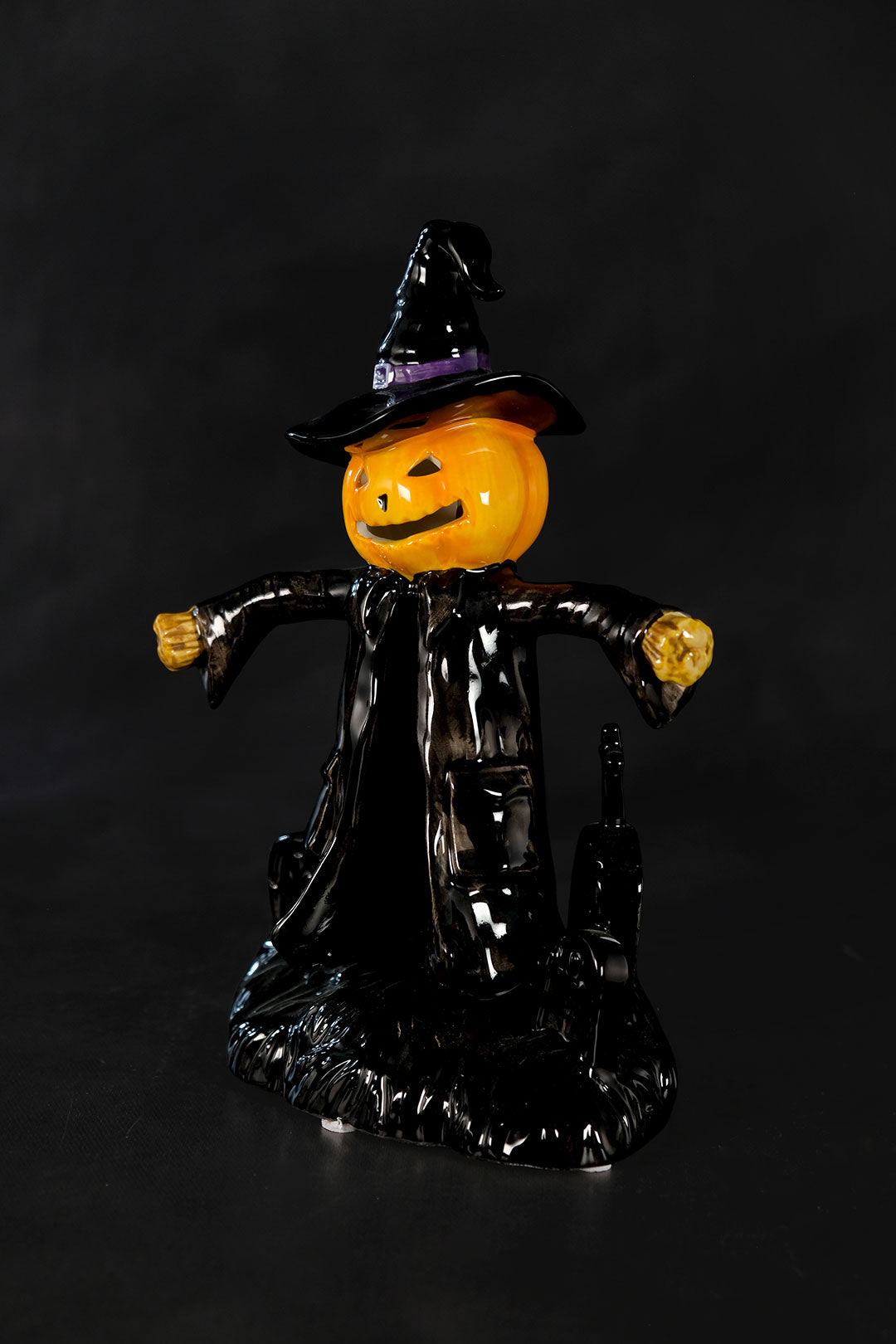 Scarecrow Figurine