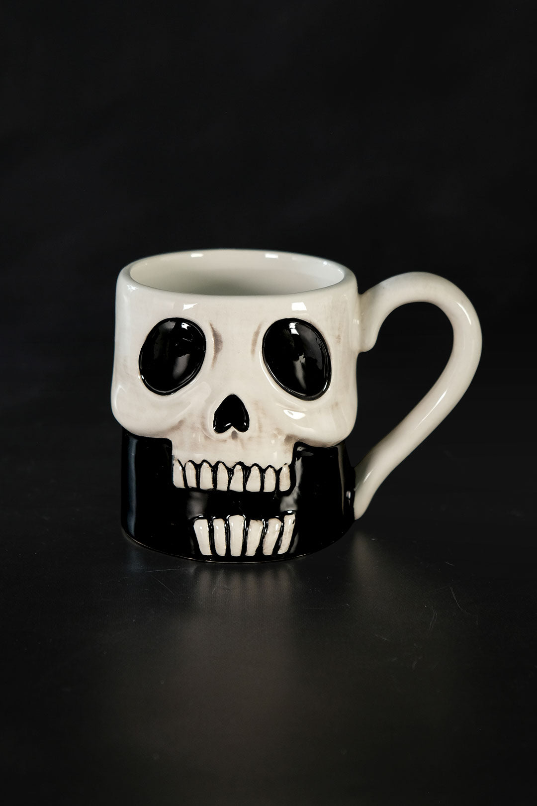Skull Fig Mug