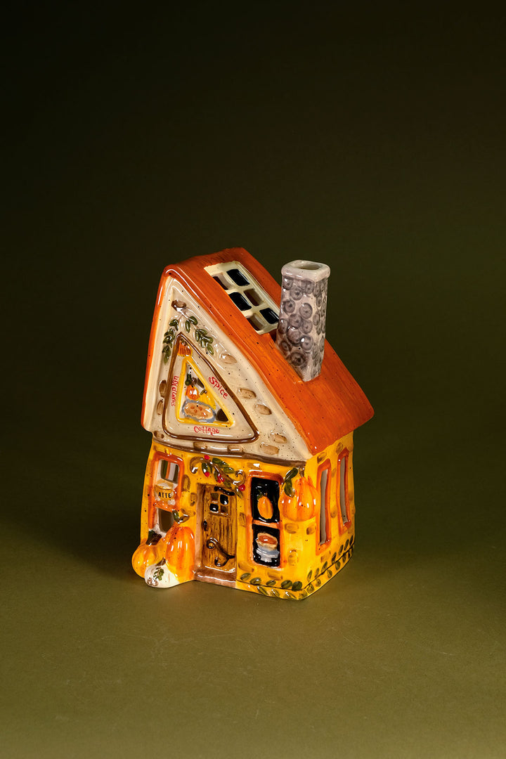 Pumpkin Spice Inn Candle House