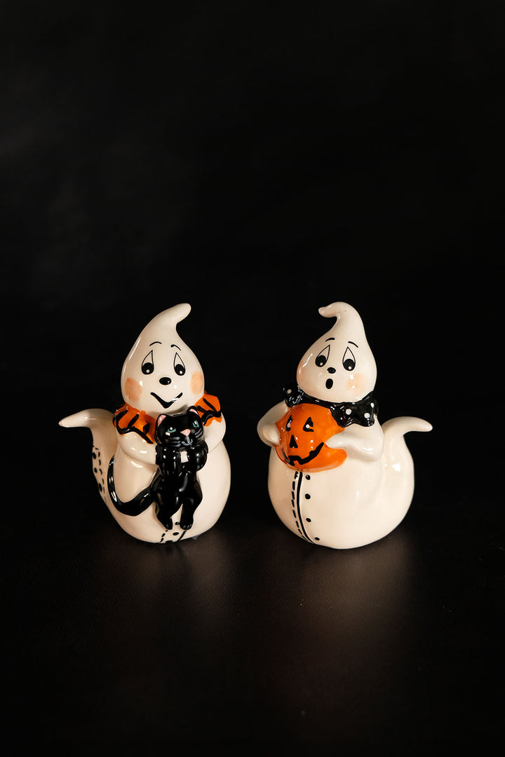 Spooky Ghosts Salt & Pepper Set