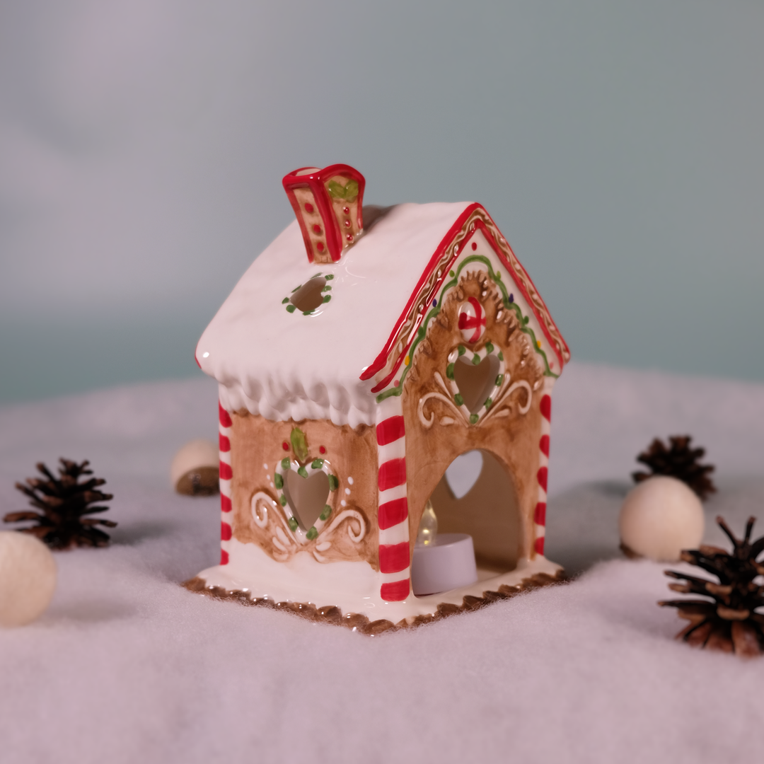 Reindeer Hut Candle House