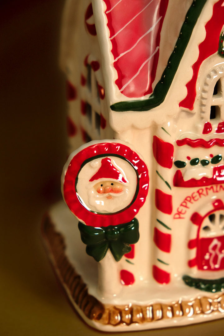 Peppermint Palace Candle House