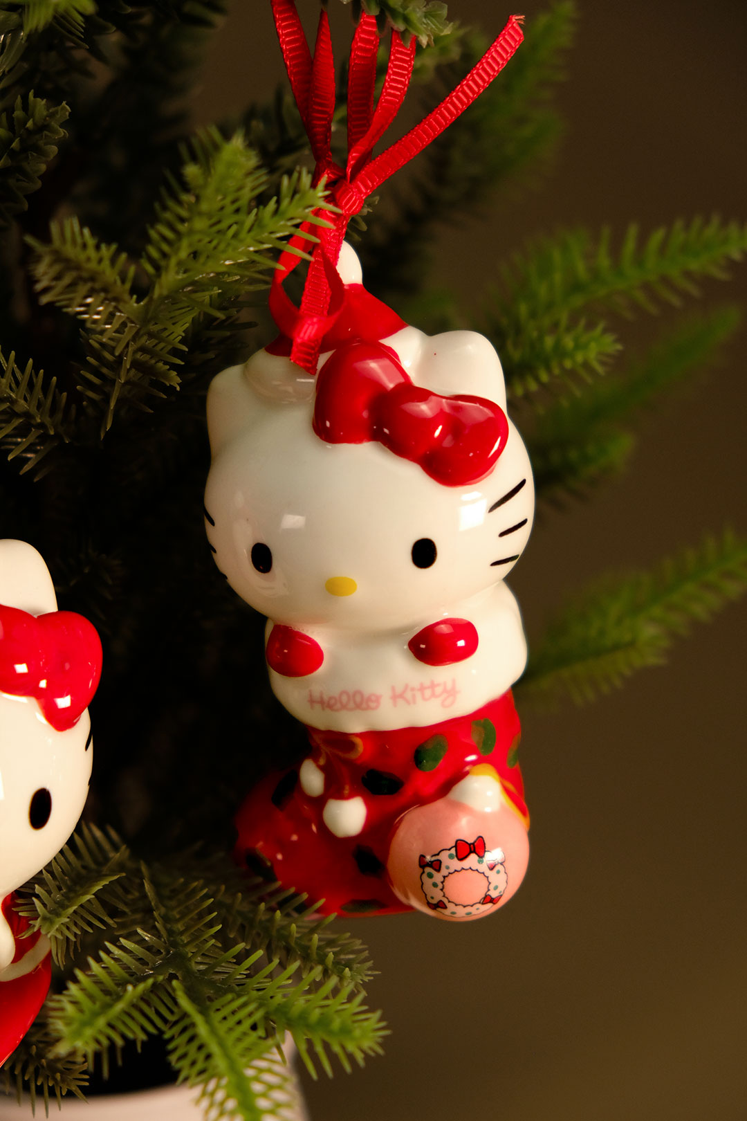 Hello Kitty Ornament Gift Set