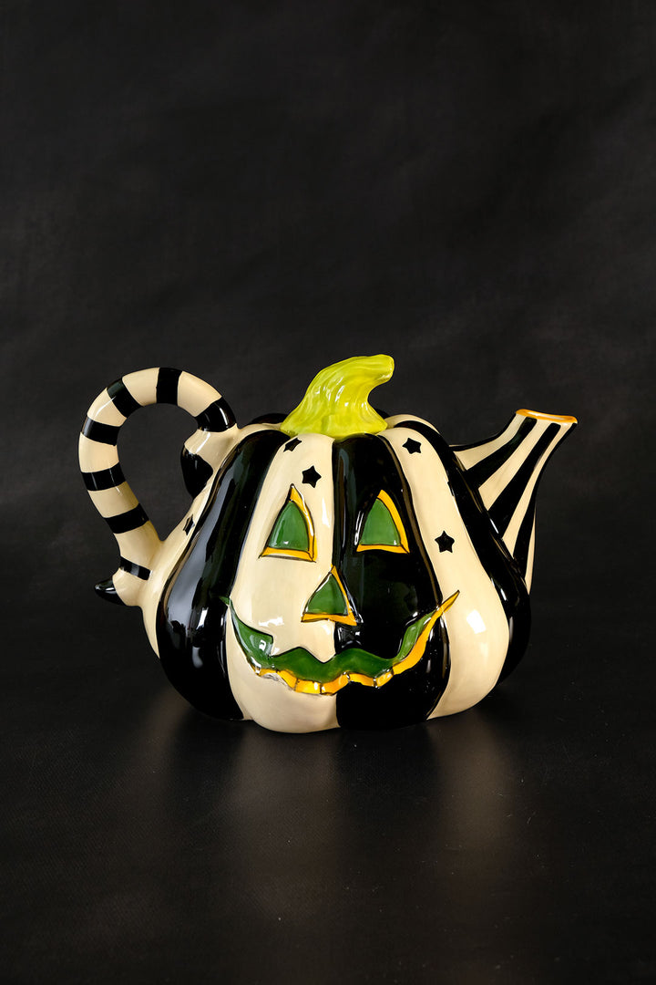 Black and White Vintage Pumpkin Teapot