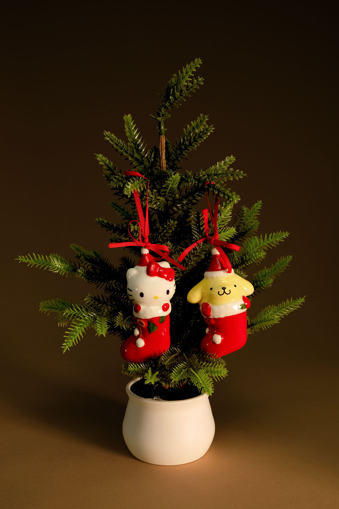 Hello Kitty & Pompompurin Holiday Ornament Gift Set