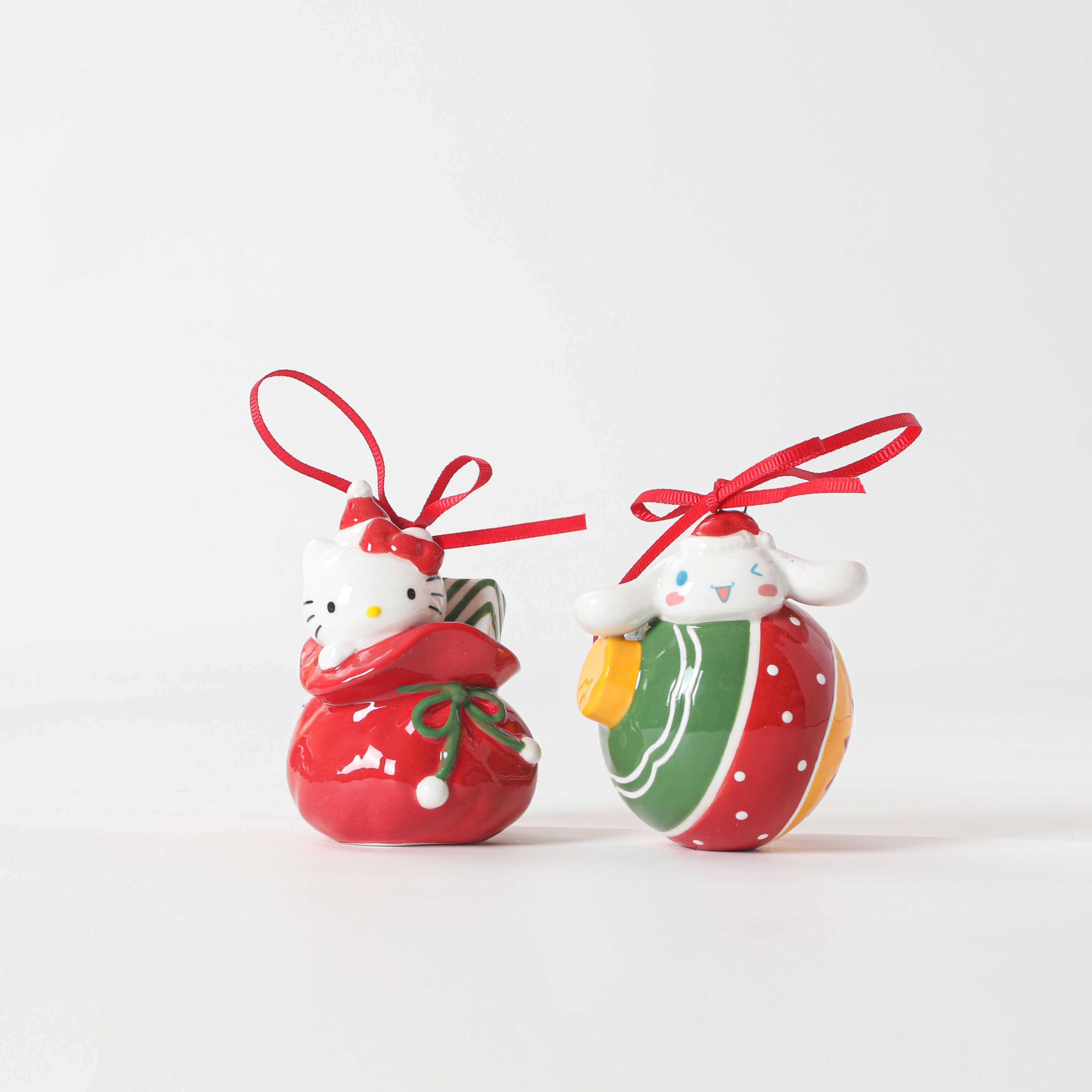 Hello Kitty and Cinnamoroll Holiday Ornament Set (Pink) - Thumbnail 2