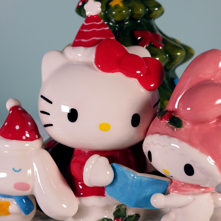 HELLO KITTY AND FRIENDS SINGING FIGURINE