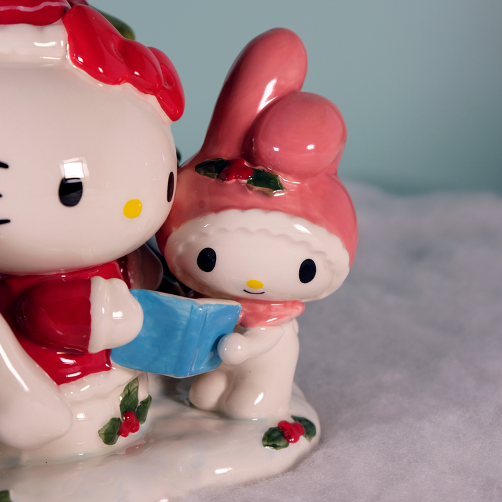HELLO KITTY AND FRIENDS SINGING FIGURINE