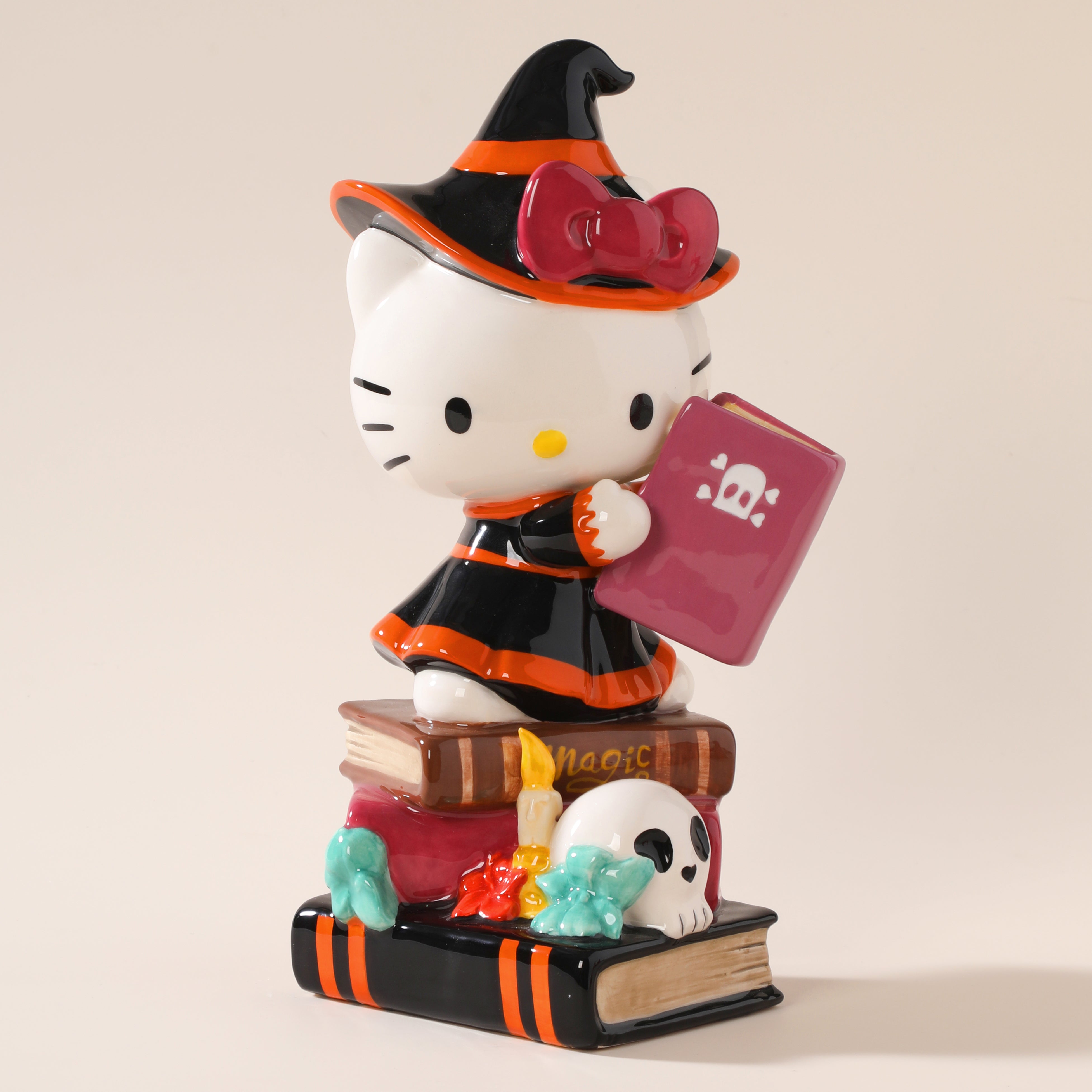 Hello Kitty Spooky Library Figurine