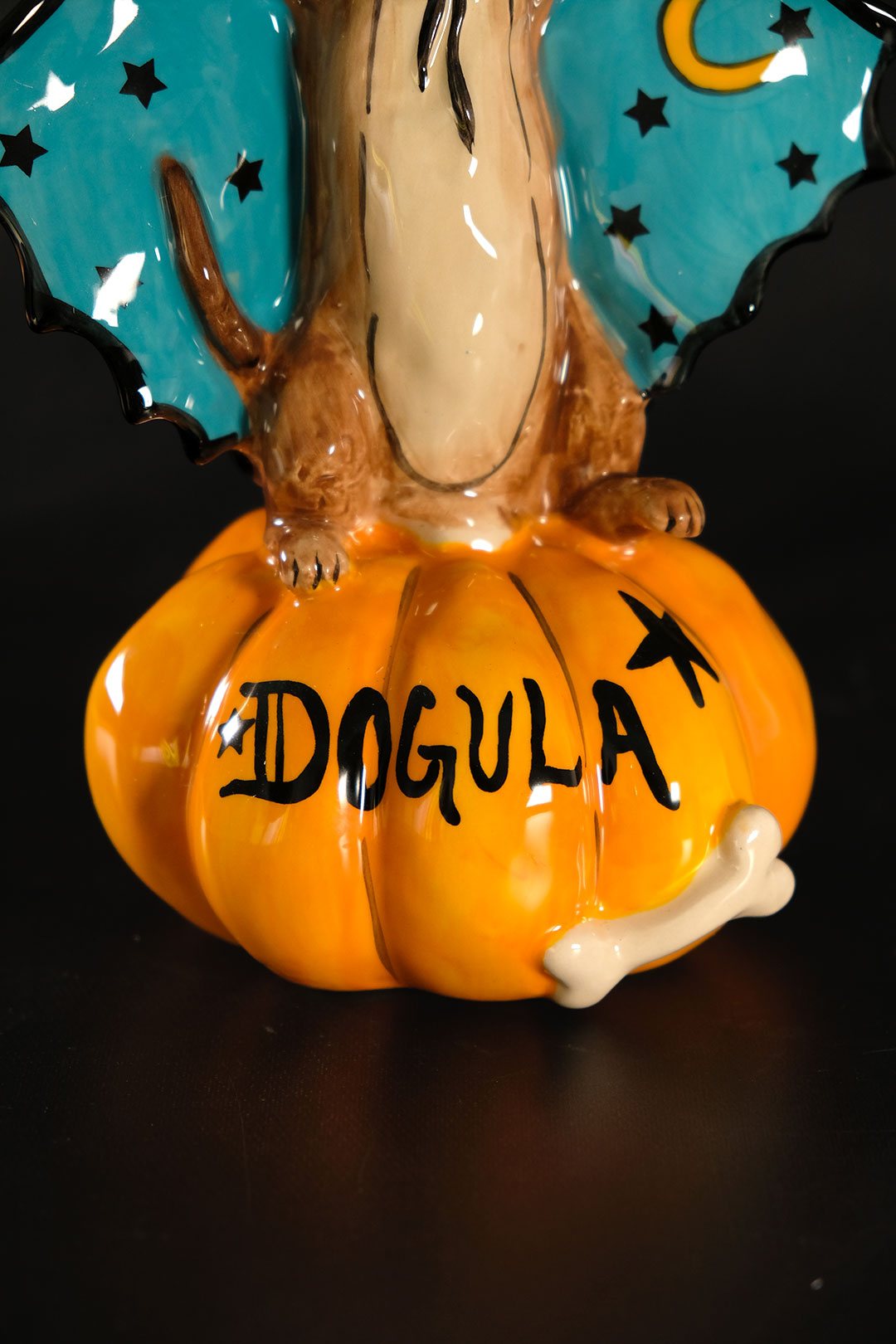 Dogula Figural