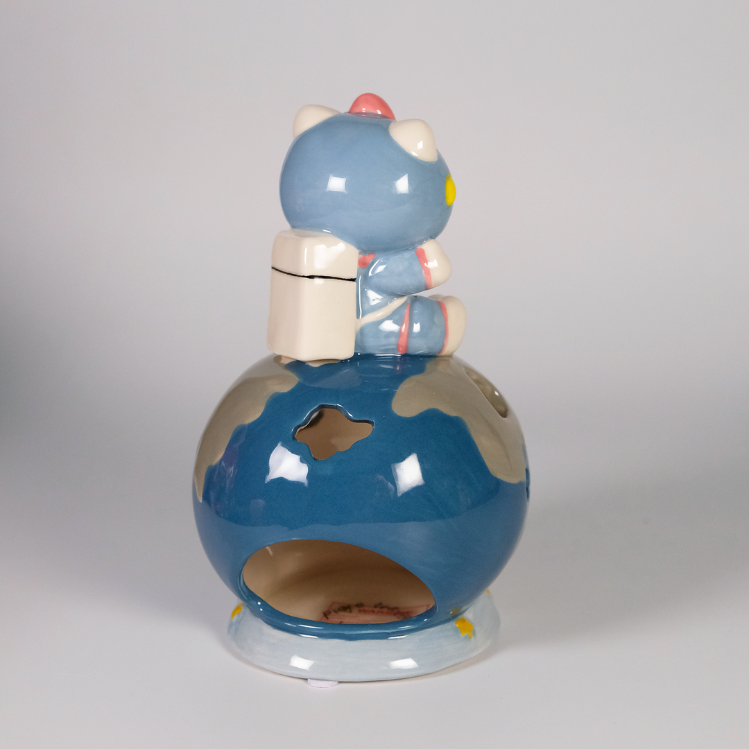 Hello Kitty Earth Explorer Candle House