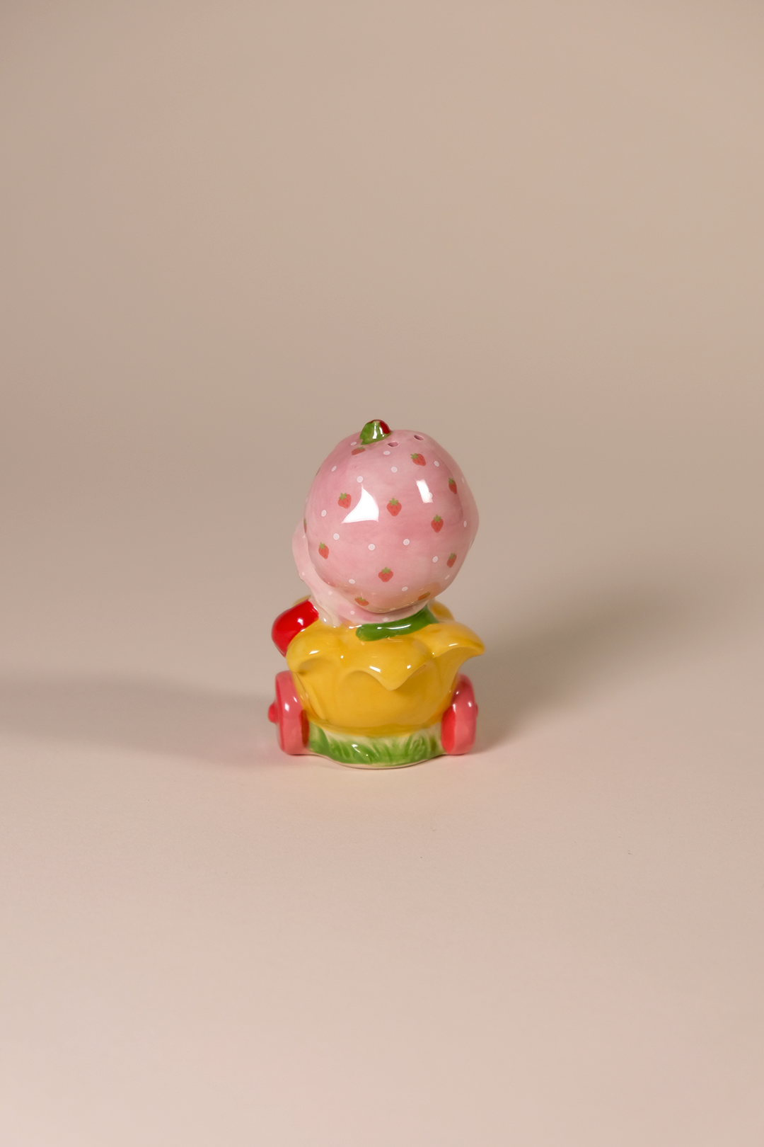 Strawberry Shortcake Snail Sip n' Steep Salt and Pepper Set