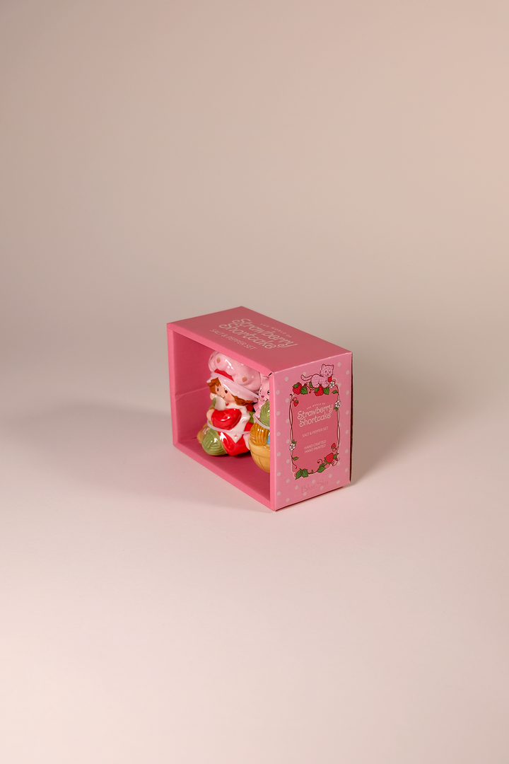 Strawberry Shortcake Purr-fect Knitting Time Salt and Pepper Set