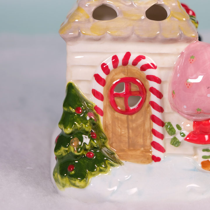 Strawberry Shortcake Snowflake Sweetness Candle House